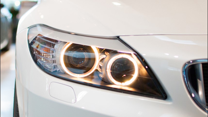 How a Small Electric Actuator Operates Automotive Headlights